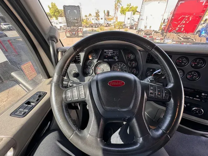 2019 Peterbilt 579