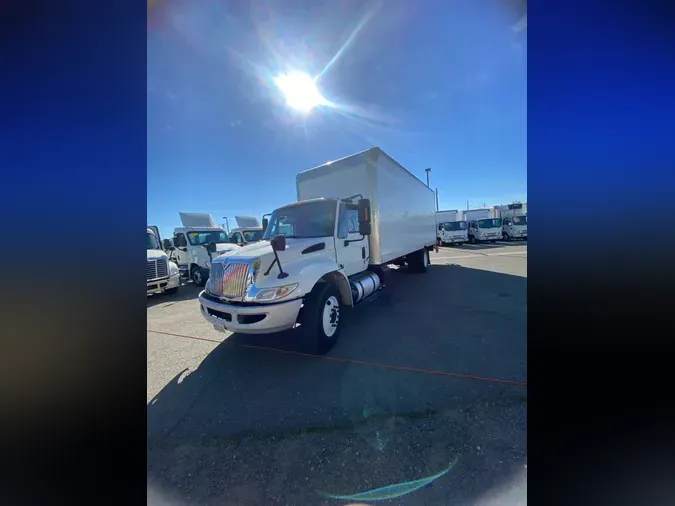 2019 NAVISTAR INTERNATIONAL 4300 SBA2d0adc30b47bfc3d8889f30550f4606e
