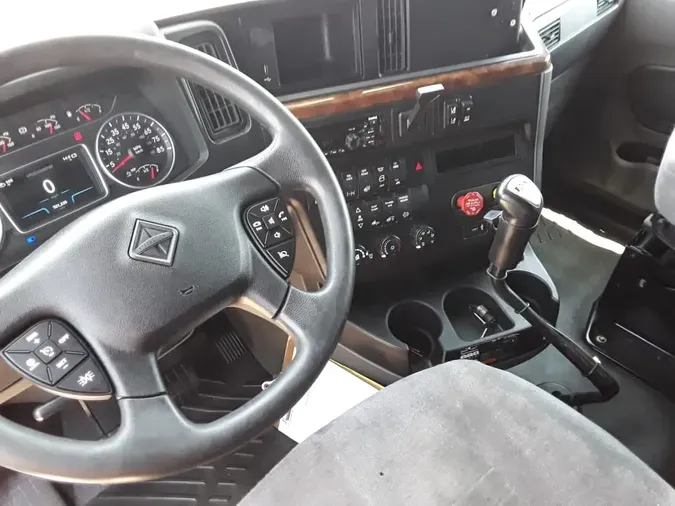 2019 NAVISTAR INTERNATIONAL LT625 SLPR CAB