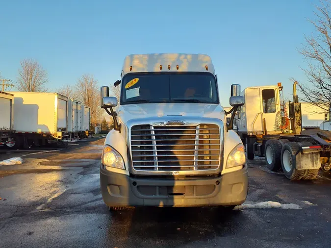 2019 FREIGHTLINER/MERCEDES CASCADIA 125