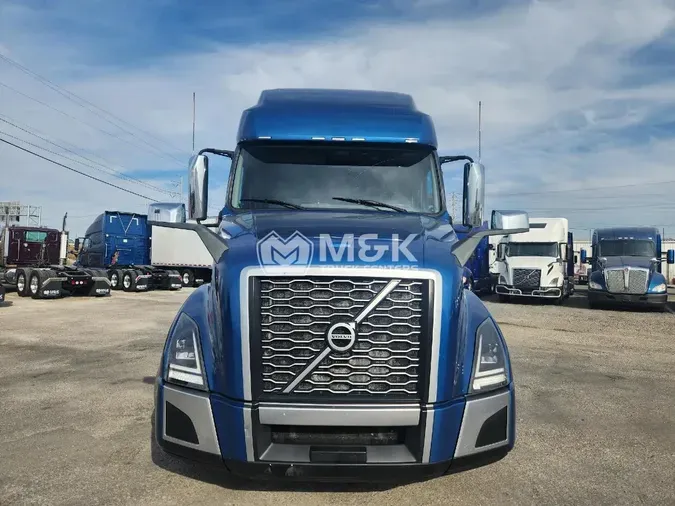 2021 VOLVO VNL64T760