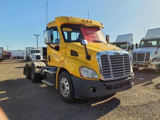 2018 FREIGHTLINER CASCADIA 113