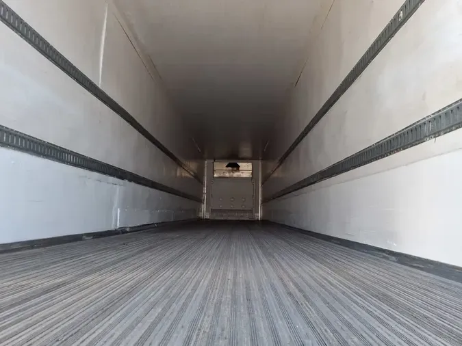 2016 VANGUARD TRAILER CORP R8000B 53/102/162