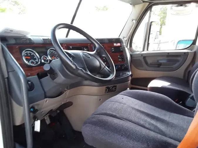 2020 FREIGHTLINER/MERCEDES CASCADIA 125