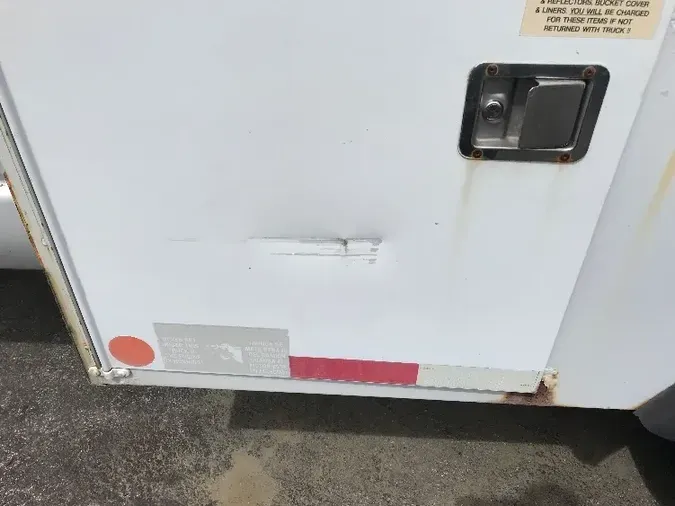 2008 STERLING TRUCK CORP BULLET