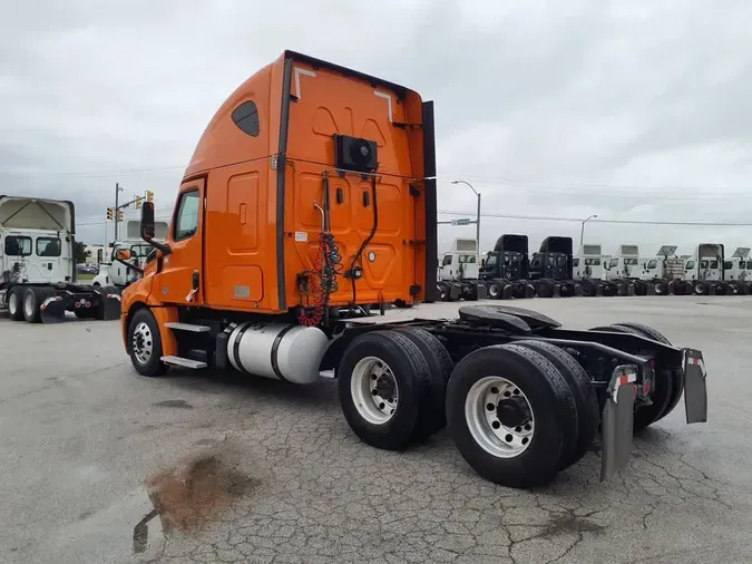 2019 FREIGHTLINER NEW CASCADIA PX12664