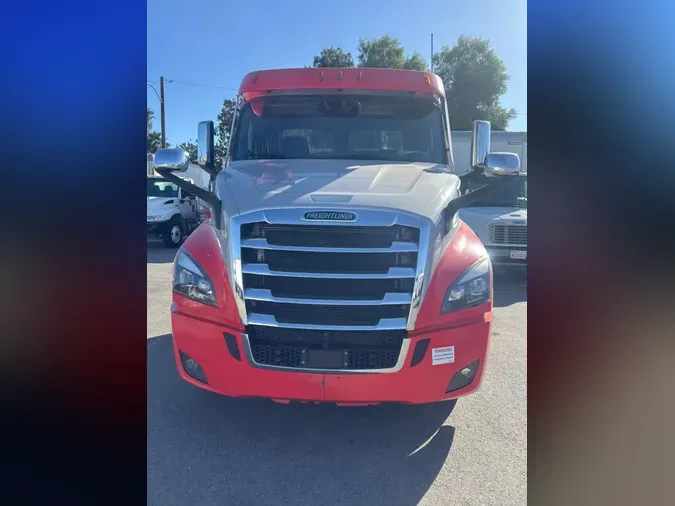2022 FREIGHTLINER/MERCEDES NEW CASCADIA 116