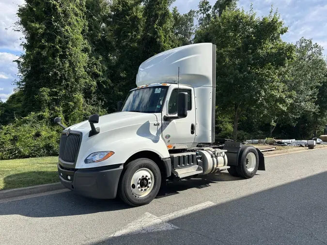 2020 International LT625