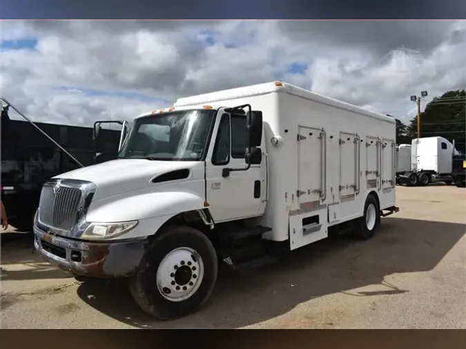 2004 INTERNATIONAL DURASTAR 43002d218fd3acb33b11a41d007951c61e52