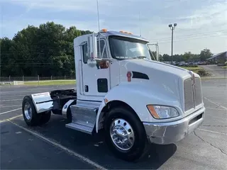 2015 KENWORTH T300
