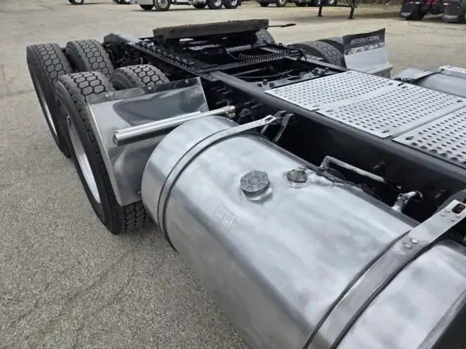 2019 International LT625
