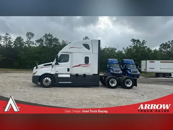 2021 FREIGHTLINER CA126