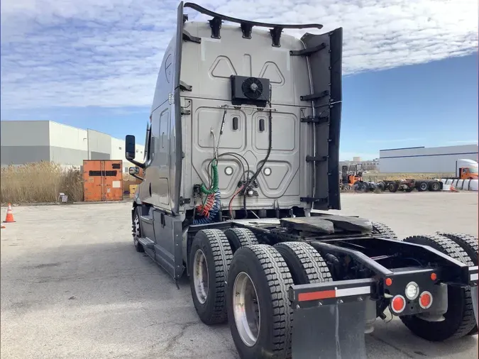 2020 Freightliner Cascadia