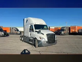 2022 Freightliner Cascadia 126