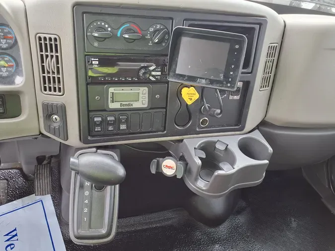 2019 NAVISTAR INTERNATIONAL 4300