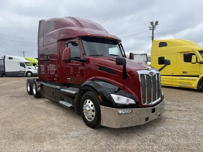 2023 Peterbilt 579