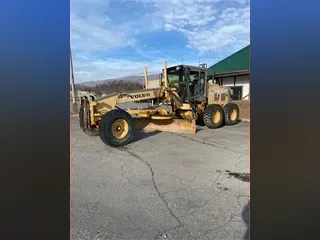 2002 VOLVO G720 VHP
