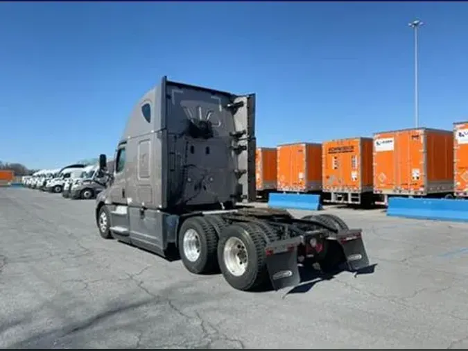 2021 Freightliner Cascadia