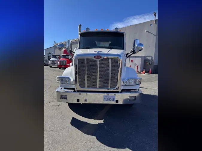 2020 Peterbilt 567