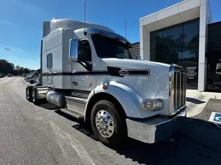 2021 Peterbilt 579