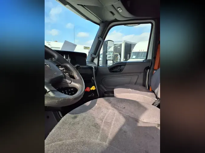 2020 NAVISTAR INTERNATIONAL LT625 SLPR CAB