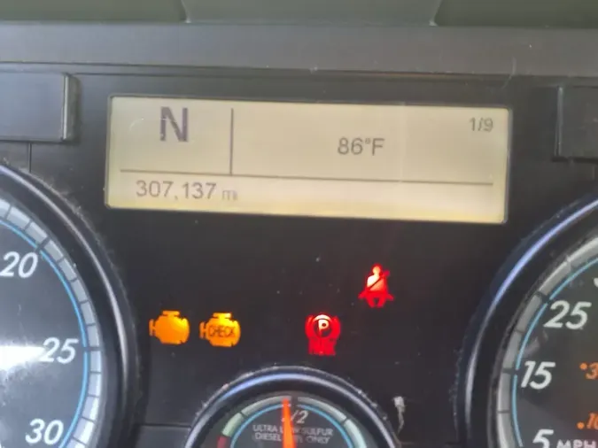2019 FREIGHTLINER/MERCEDES CASCADIA 113" DAYCAB2d4d88bdf1c1b82d2bd55131146fafe7