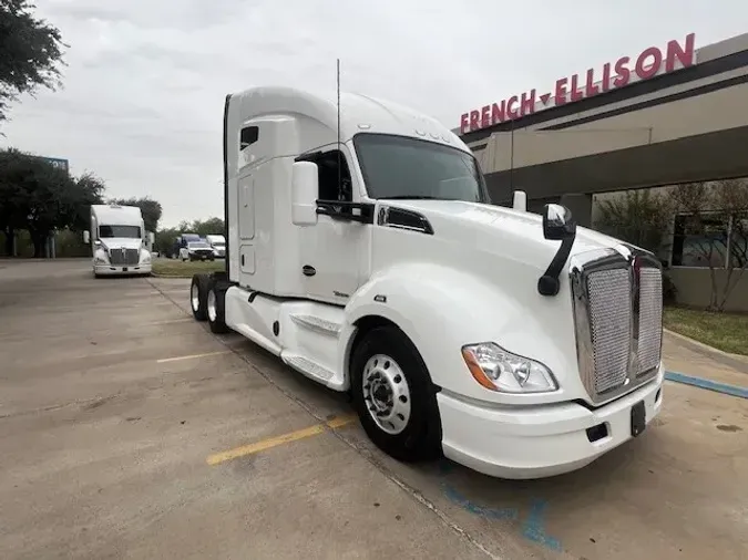 2021 Kenworth T680