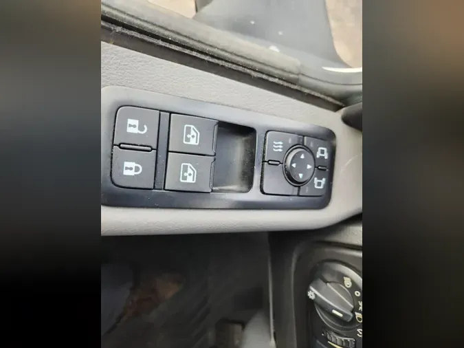 2020 NAVISTAR INTERNATIONAL LT625 DAYCAB T/A2d5c40bcac789f5f66ef9277d4ffec88