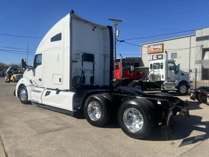 2021 Kenworth T680