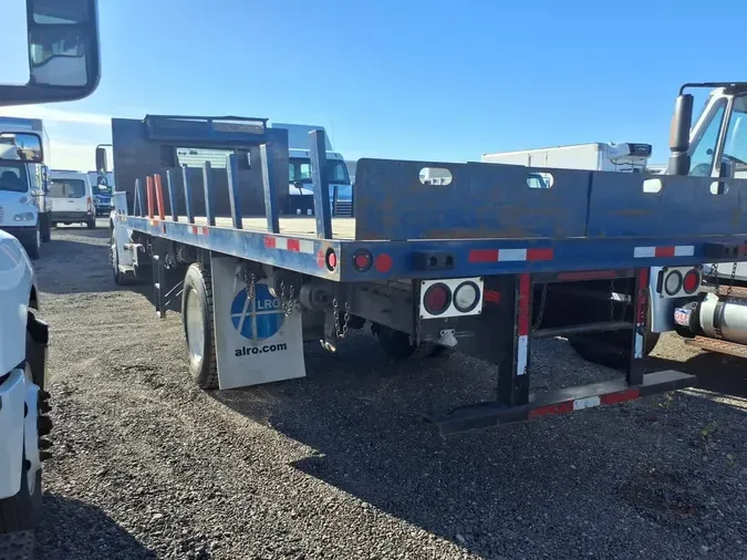 2018 FREIGHTLINER/MERCEDES M2 106