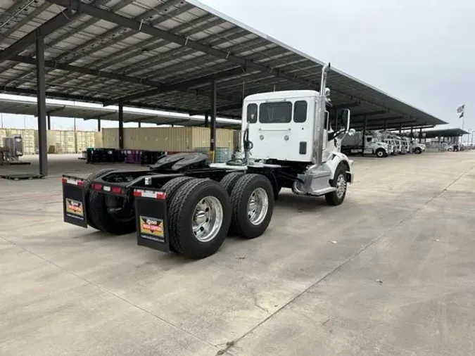 2020 Peterbilt 567