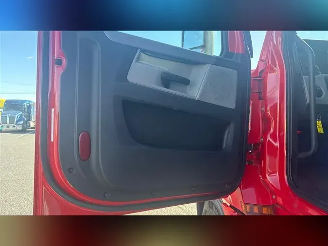 2020 FREIGHTLINER CASCADEVO1