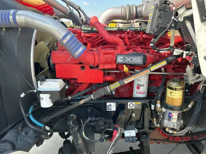 2023 Kenworth W900L