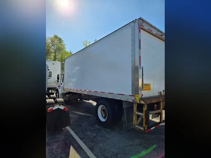 2019 FREIGHTLINER M2 106