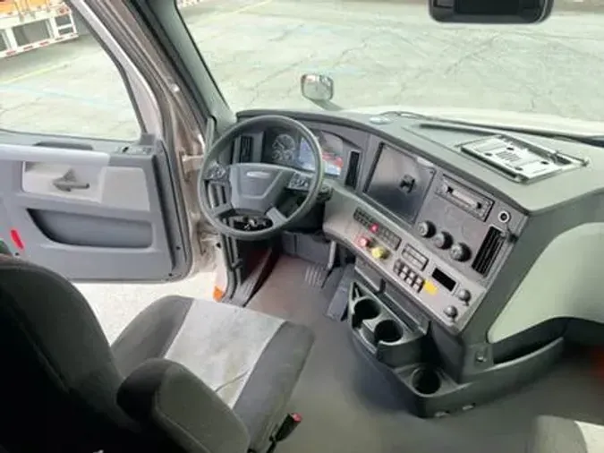 2021 Freightliner Cascadia