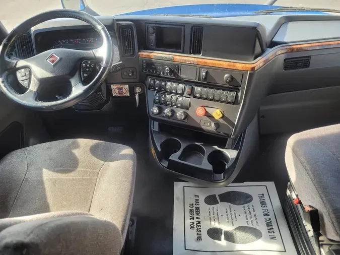 2022 International LT625