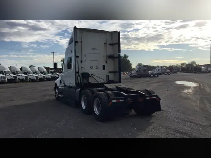 2022 International LT625