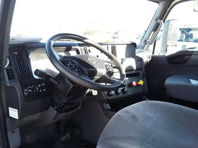 2019 NAVISTAR INTERNATIONAL LT625 DAYCAB T/A2d6fba06e285c43f66d27f65244b109f