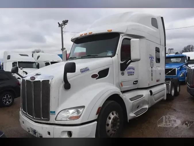 2019 PETERBILT 579