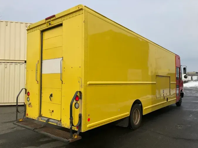 2016 FRTLR CUSTOM CHASSIS CORP MT552d76f55711500e34bcf6439f12f6b064