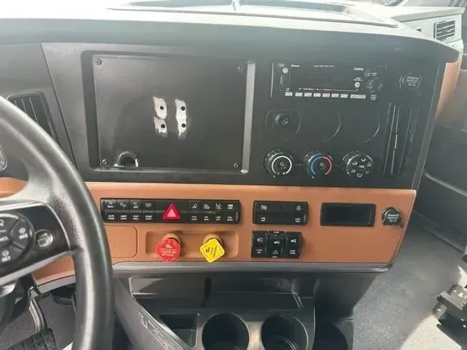 2022 Freightliner Cascadia
