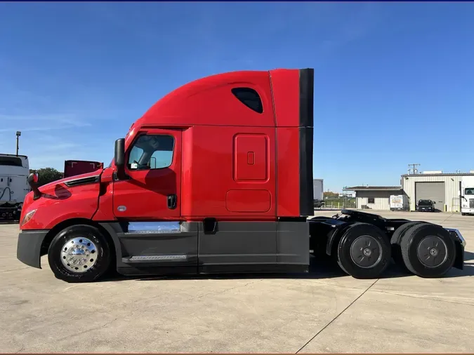 2021 Freightliner Cascadia