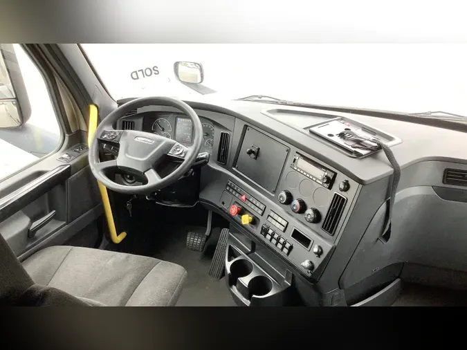 2024 Freightliner Cascadia 126