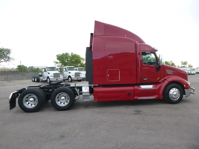 2022 Peterbilt 579