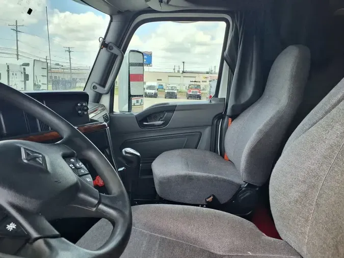 2019 NAVISTAR INTERNATIONAL LT625 SLPR CAB