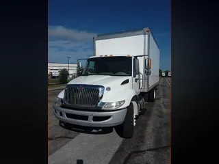 2017 Navistar International 4300
