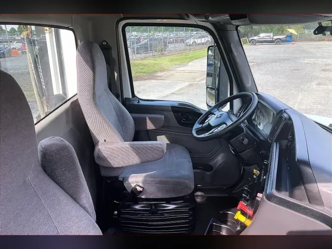 2021 INT LT625 6x4