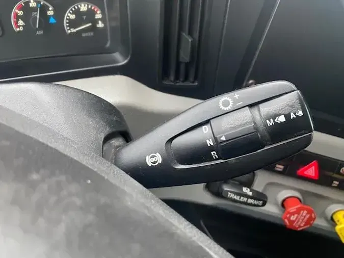 2020 Freightliner Cascadia