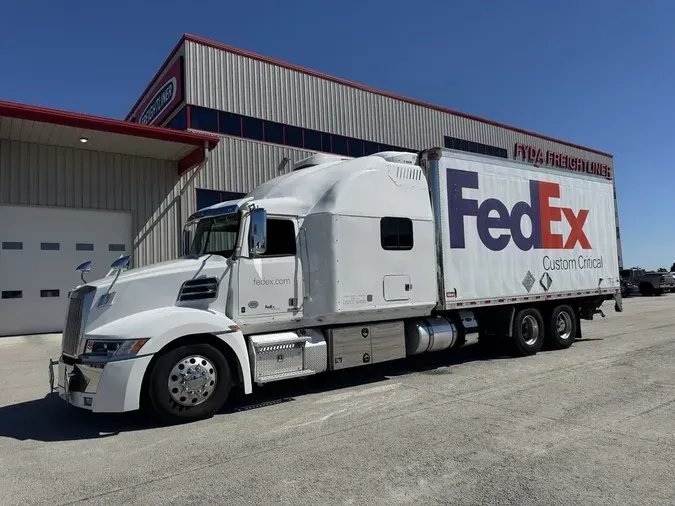 2019 Western Star 5700 XE2d8a5afdcfcf76cd401a096c34749500