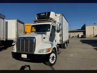2018 Peterbilt 325